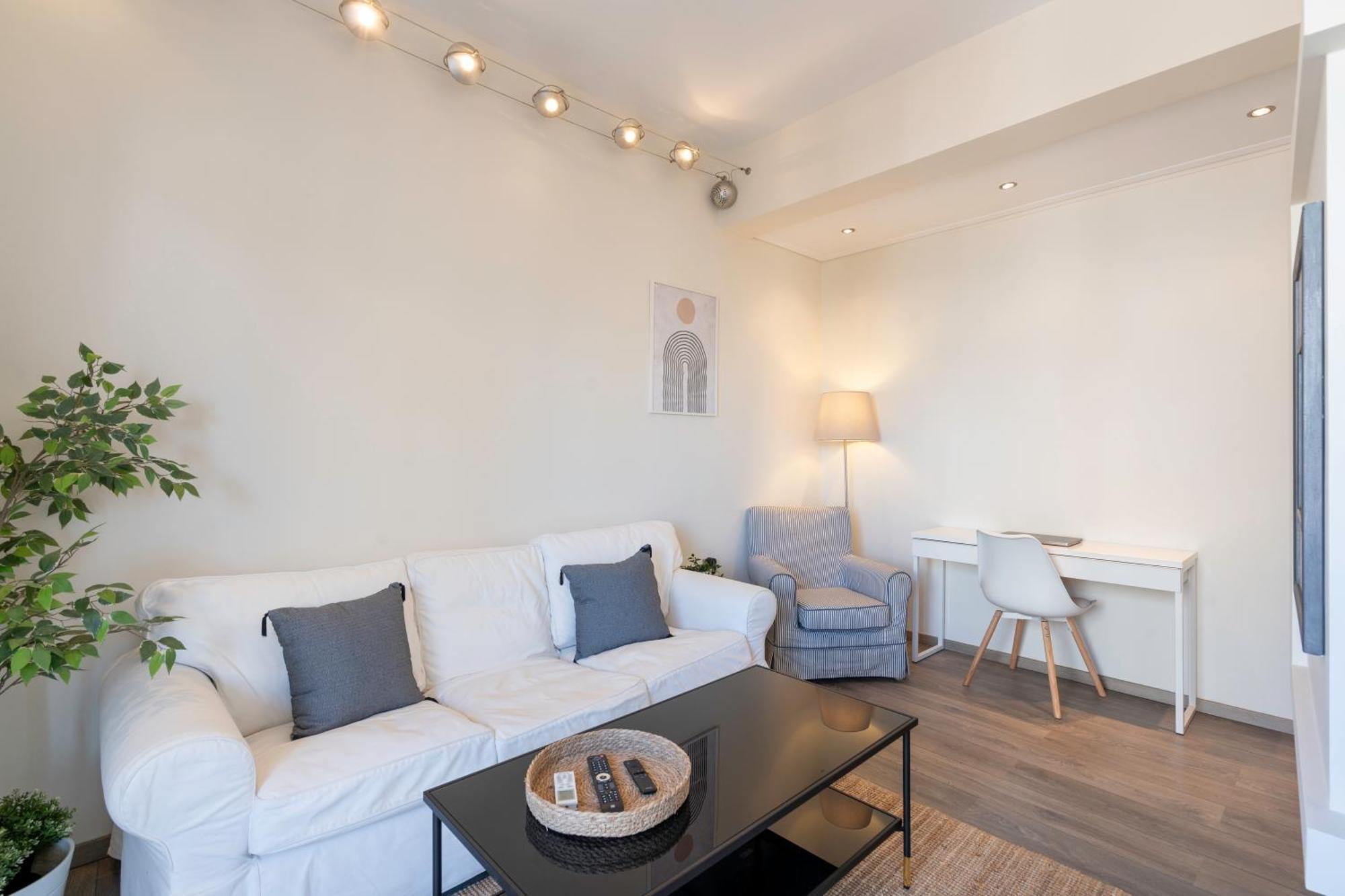 City Oasis: Newly Renovated 2Br Apt In City Center Athen Exterior foto