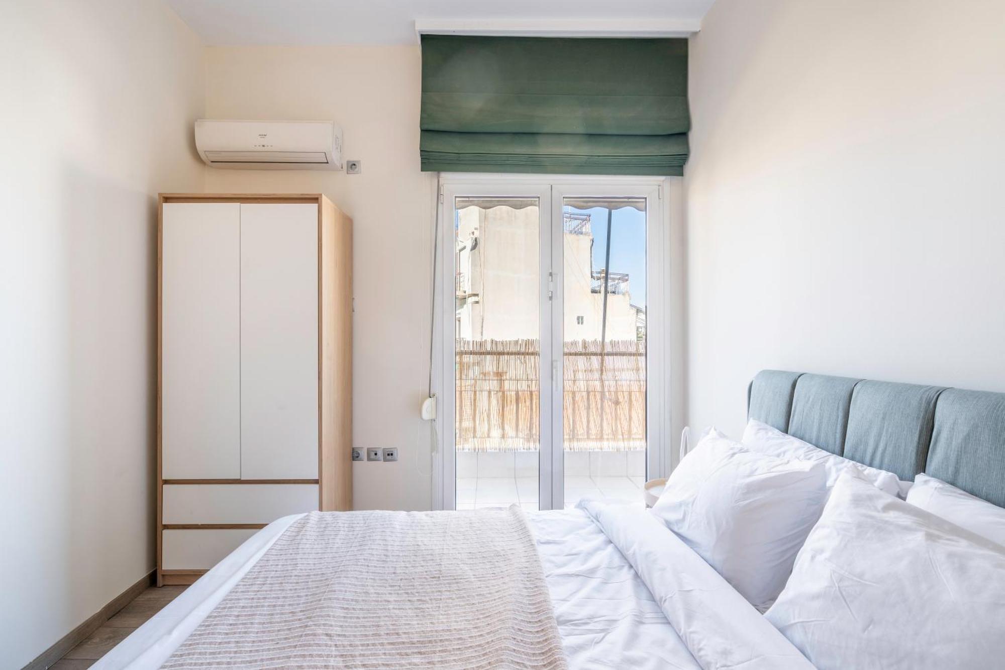 City Oasis: Newly Renovated 2Br Apt In City Center Athen Exterior foto