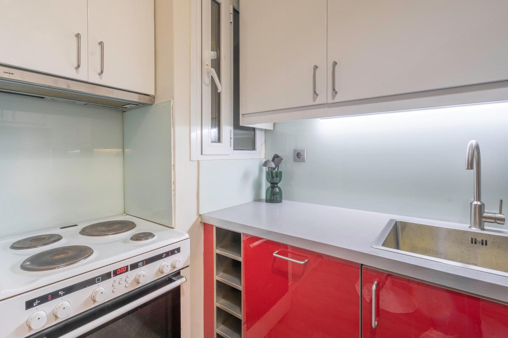 City Oasis: Newly Renovated 2Br Apt In City Center Athen Exterior foto